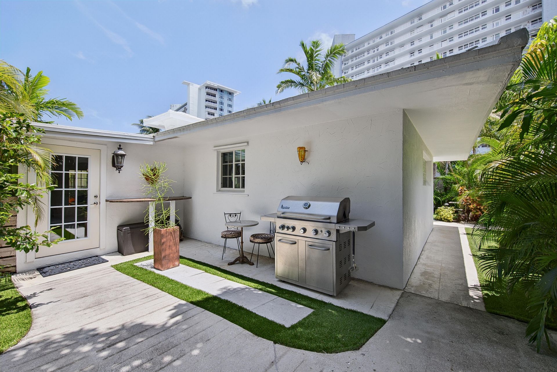 1929 S Ocean Drive, Fort Lauderdale, FL 33316 Photo