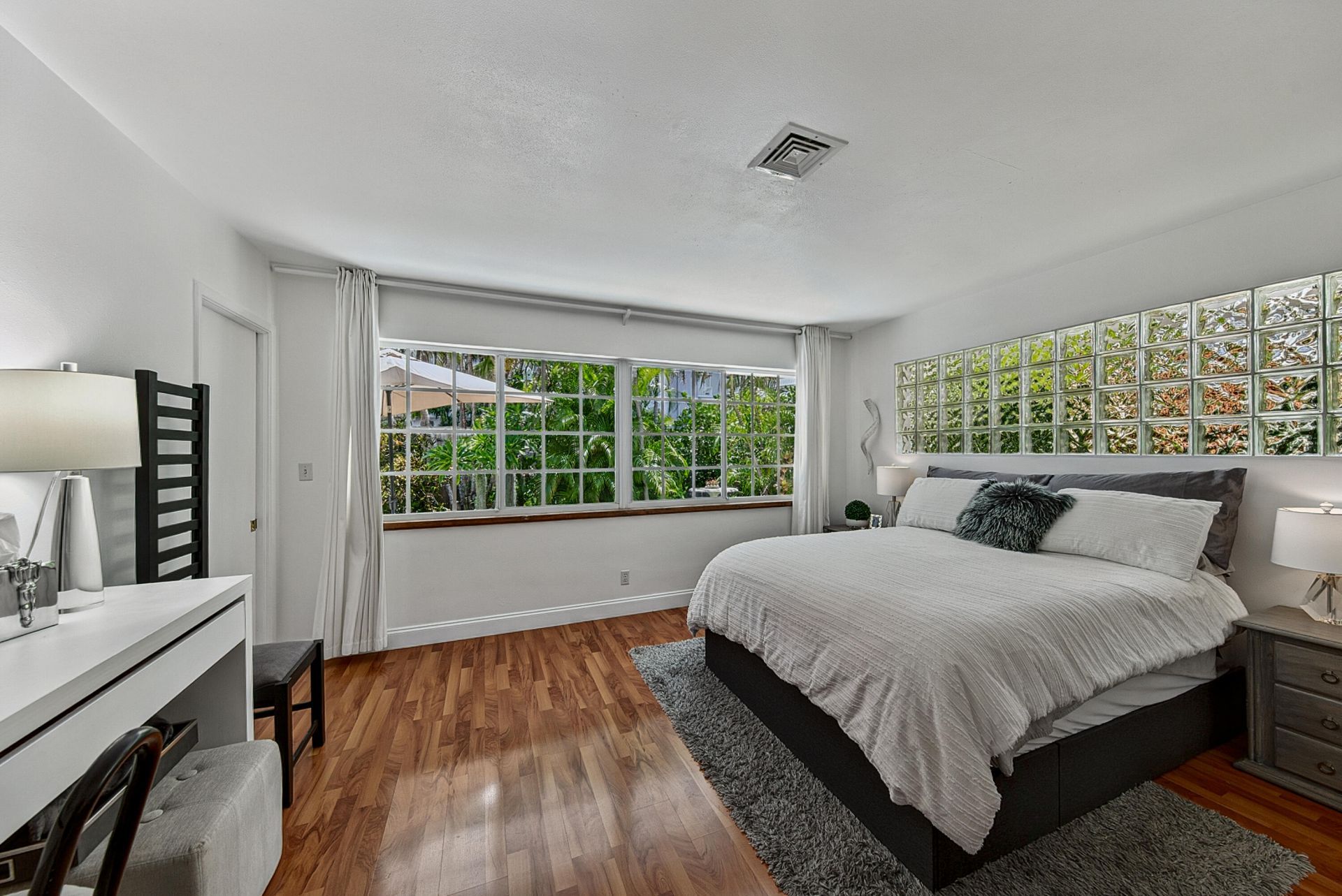 1929 S Ocean Drive, Fort Lauderdale, FL 33316 Photo