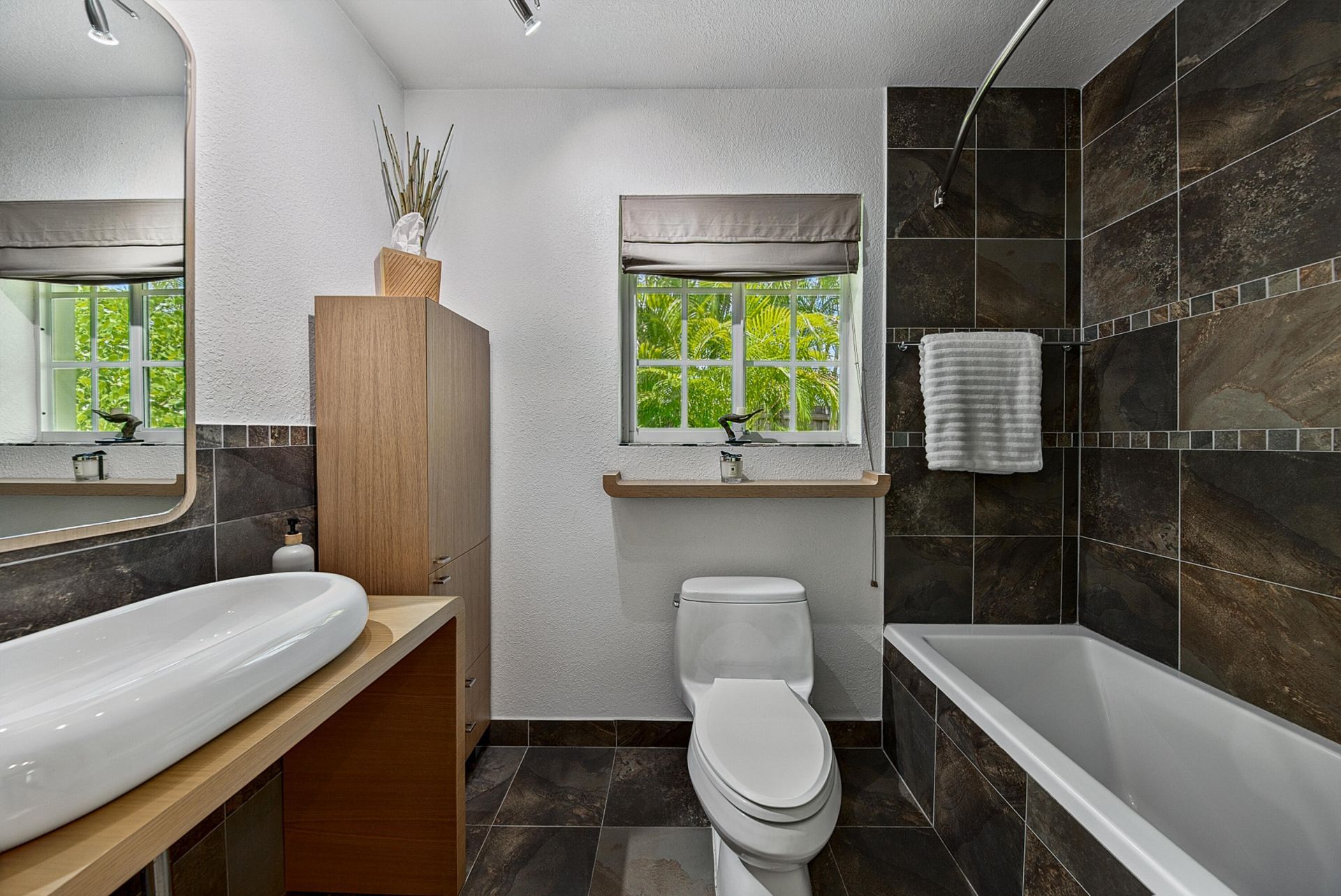 1929 S Ocean Drive, Fort Lauderdale, FL 33316 Photo