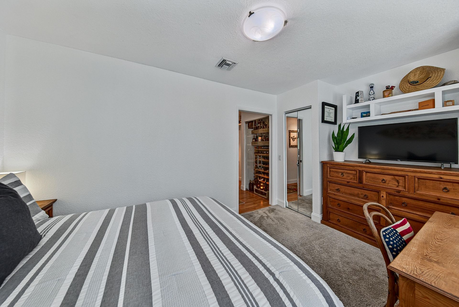 1929 S Ocean Drive, Fort Lauderdale, FL 33316 Photo