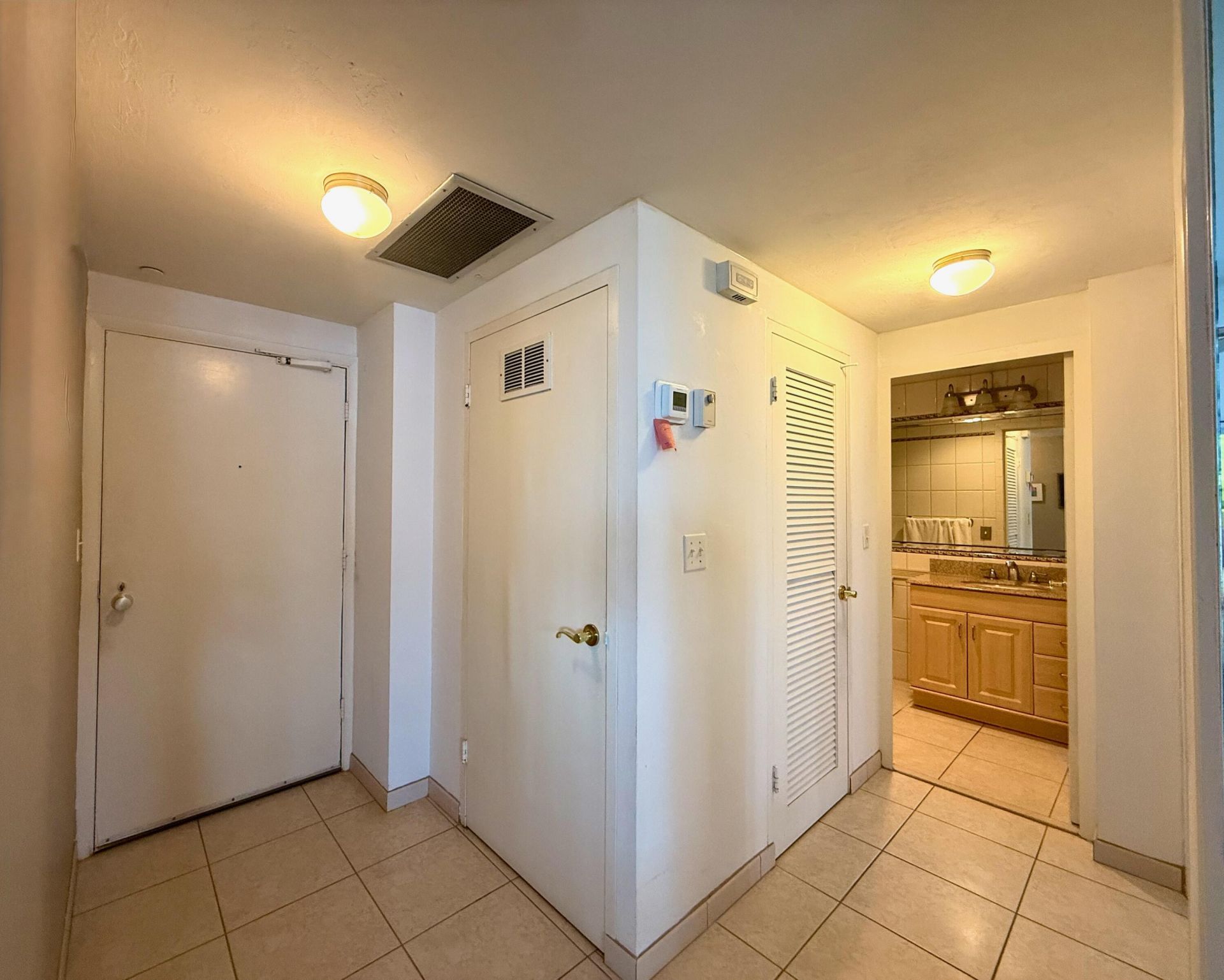 3333 NE 34th Street, Unit 1418, Fort Lauderdale, FL 33308 Photo