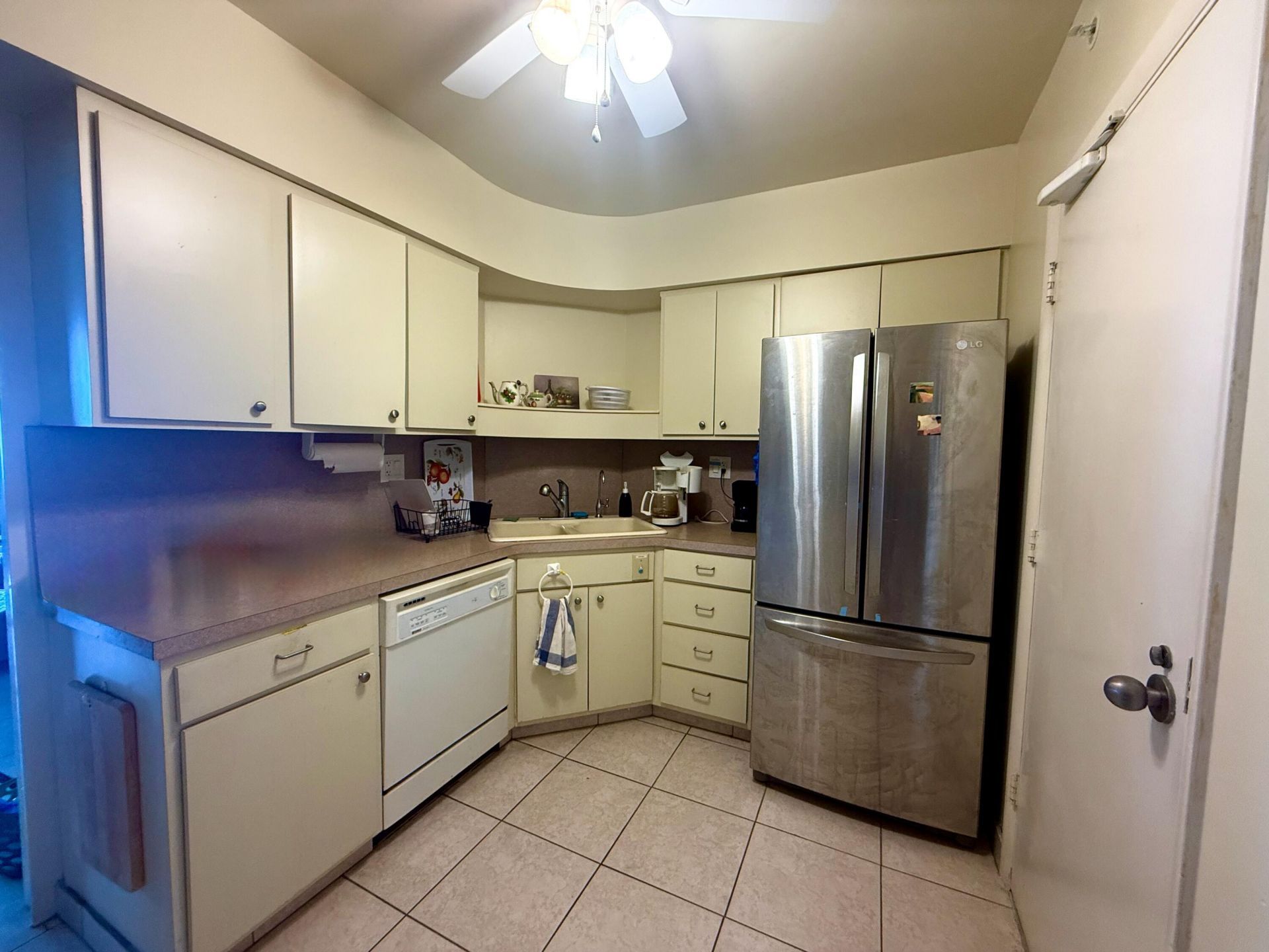 3333 NE 34th Street, Unit 1418, Fort Lauderdale, FL 33308 Photo