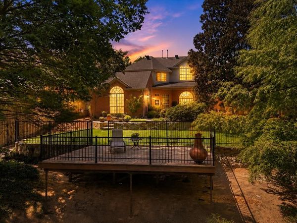 940 Creek Crossing , Coppell, TX 75019