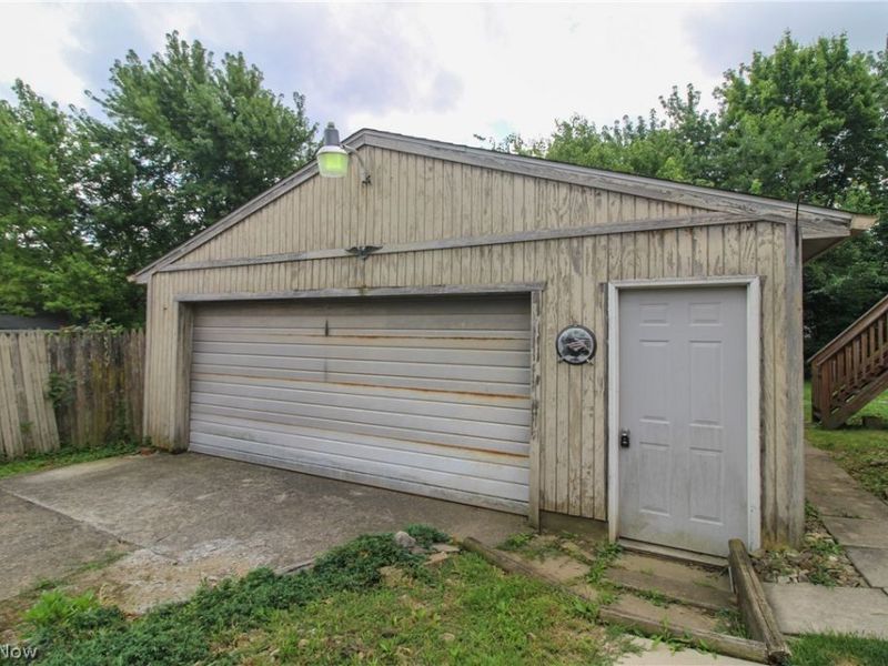 1307 Humbolt Avenue, Youngstown, OH 44502 Photo 36