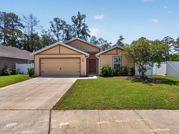 8515 LAKE GEORGE Circle E, Macclenny, FL 32063