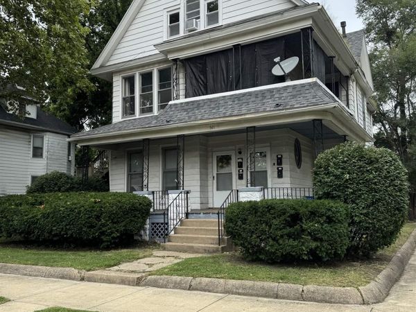 601 W EDWARDS Avenue, Springfield, IL 62704