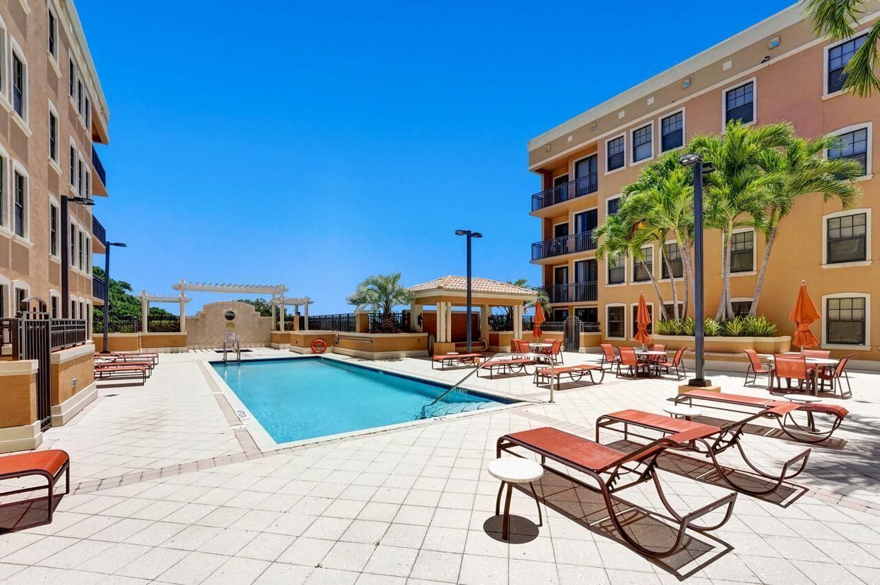 511 Lucerne Avenue, Unit 613, Lake Worth Beach, FL 33460 Photo