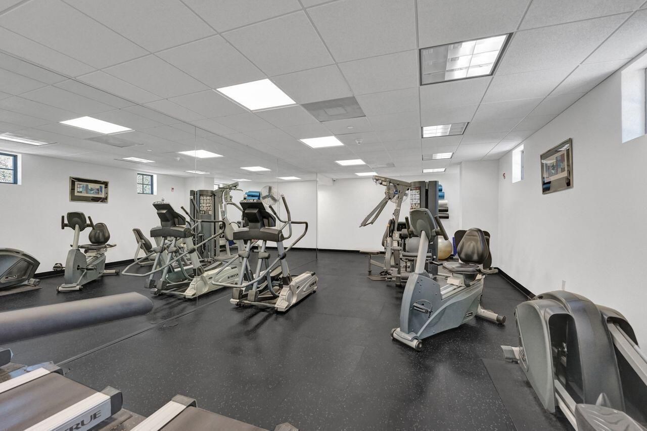 511 Lucerne Avenue, Unit 613, Lake Worth Beach, FL 33460 Photo