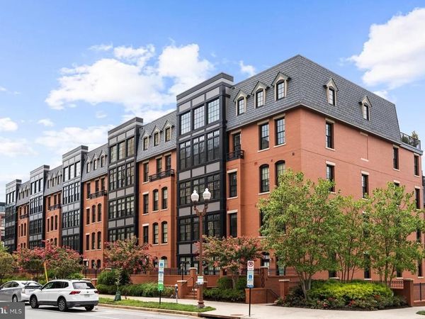 1700 CLARENDON BOULEVARD, Unit 158, ARLINGTON, VA 22209