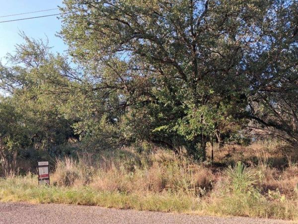151 Granitecastle DR , Granite Shoals, TX 78654
