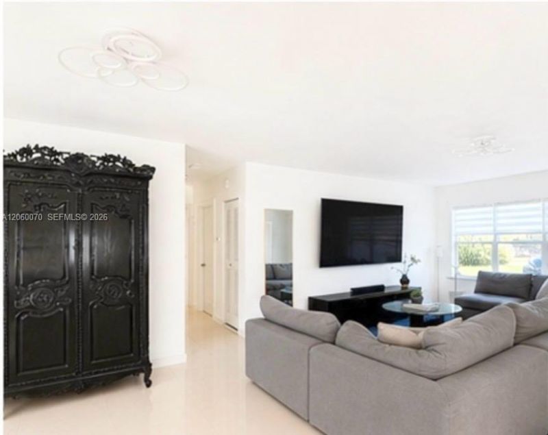 455 S Shore Dr, Miami Beach, FL 33141 Photo