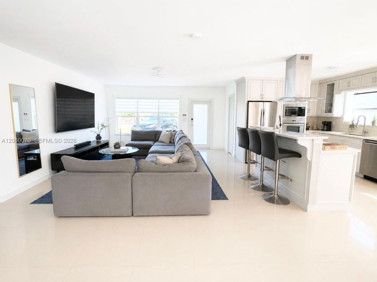 455 S Shore Dr, Miami Beach, FL 33141 Photo
