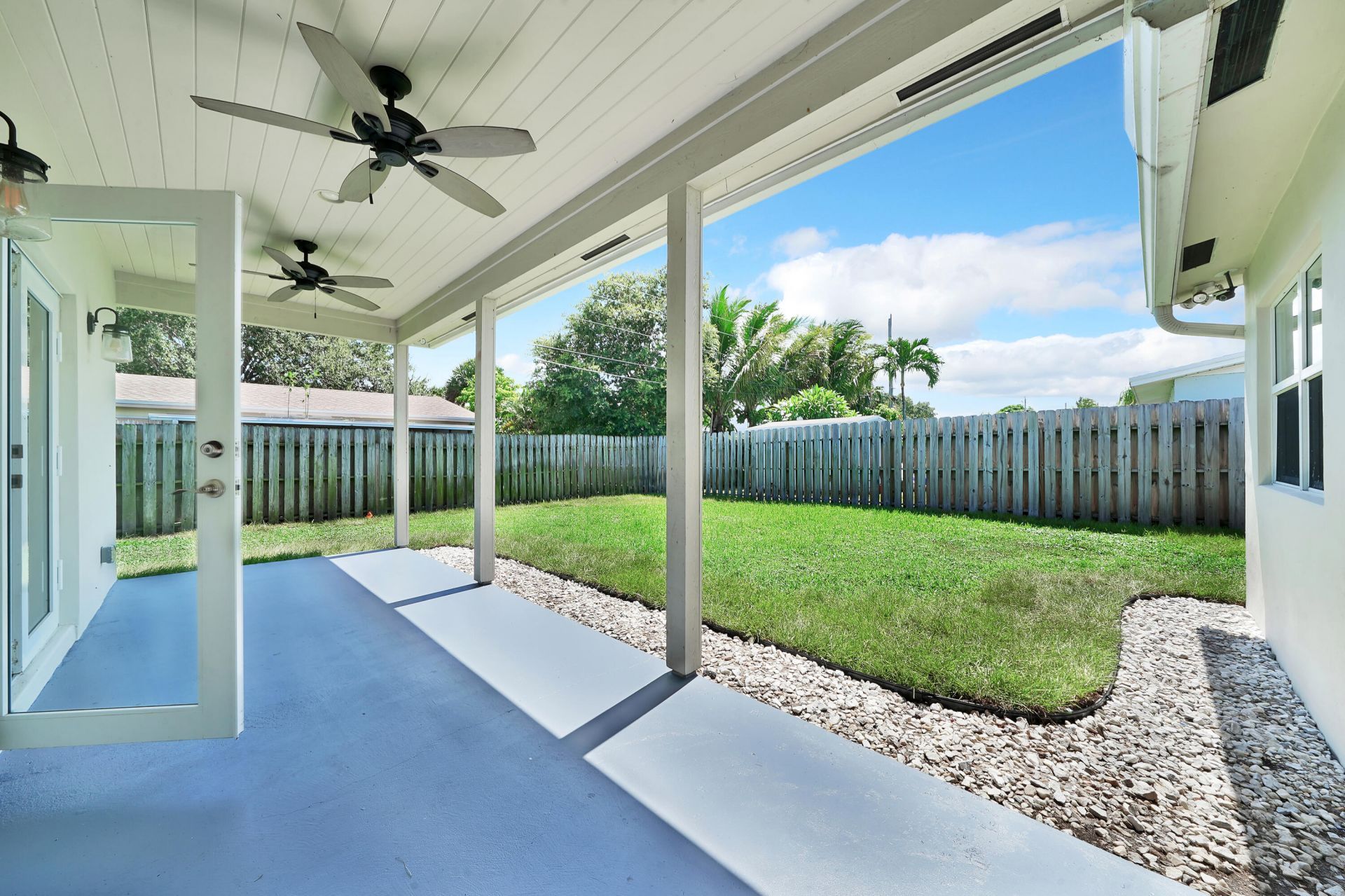 2388 E Edgewater Drive, Palm Beach Gardens, FL 33410 Photo