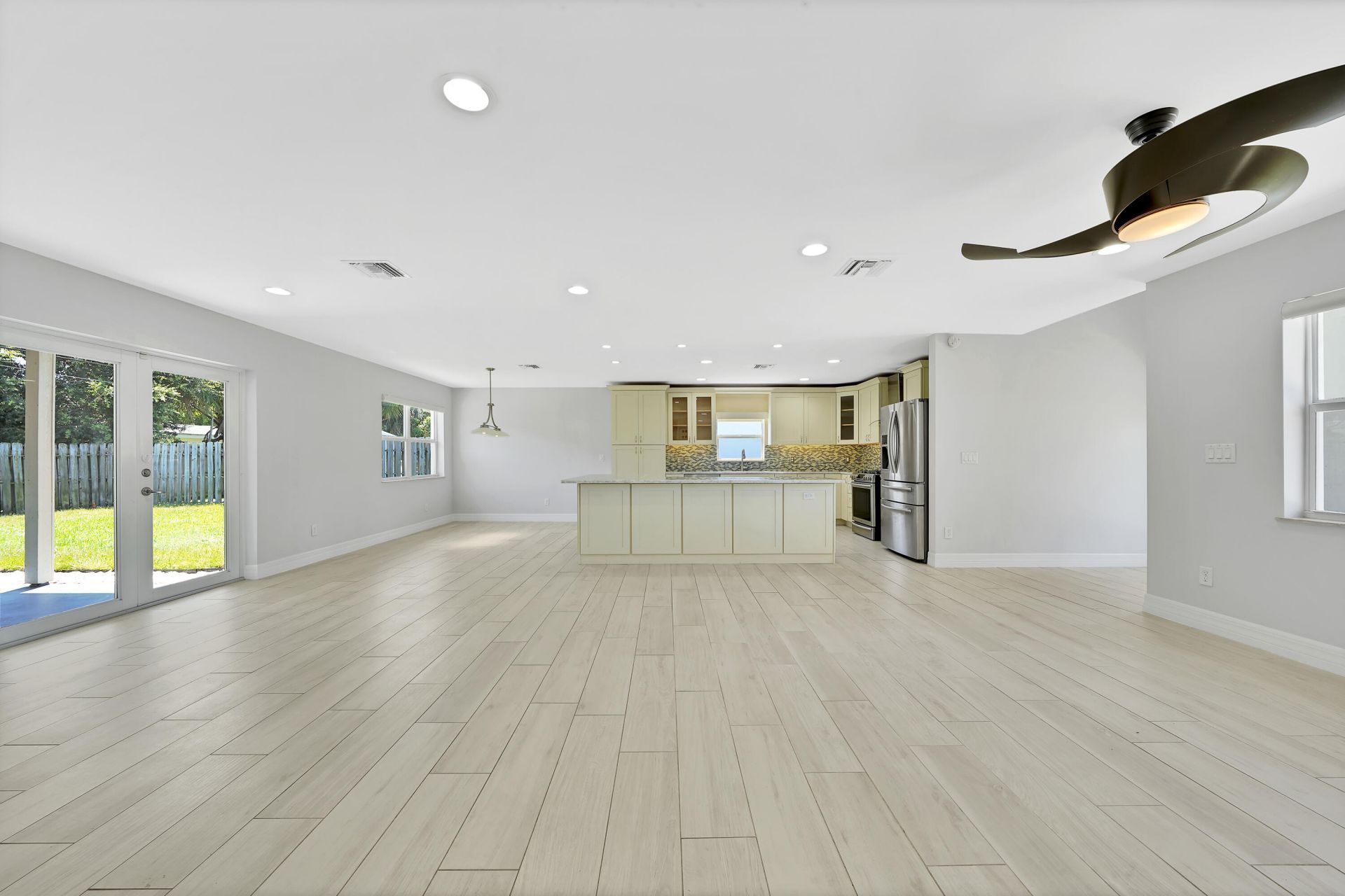 2388 E Edgewater Drive, Palm Beach Gardens, FL 33410 Photo