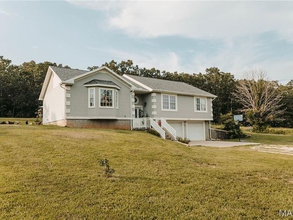 120 Sweet Valley Circle, Crocker, MO 65452