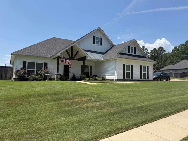 393 Hampton Drive , Benton, AR 72009