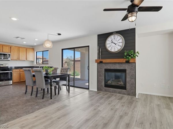 11830 Newport View Street , Las Vegas, NV 89183