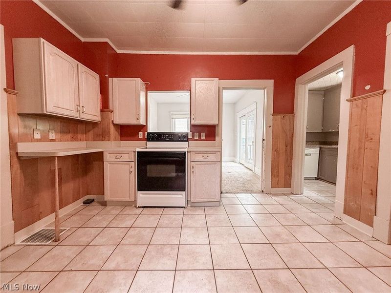 168 Poland Avenue, Struthers, OH 44471 Photo 11