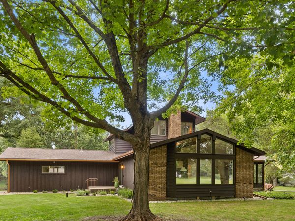 69115 Oakwood Drive, White Pigeon, MI 49099