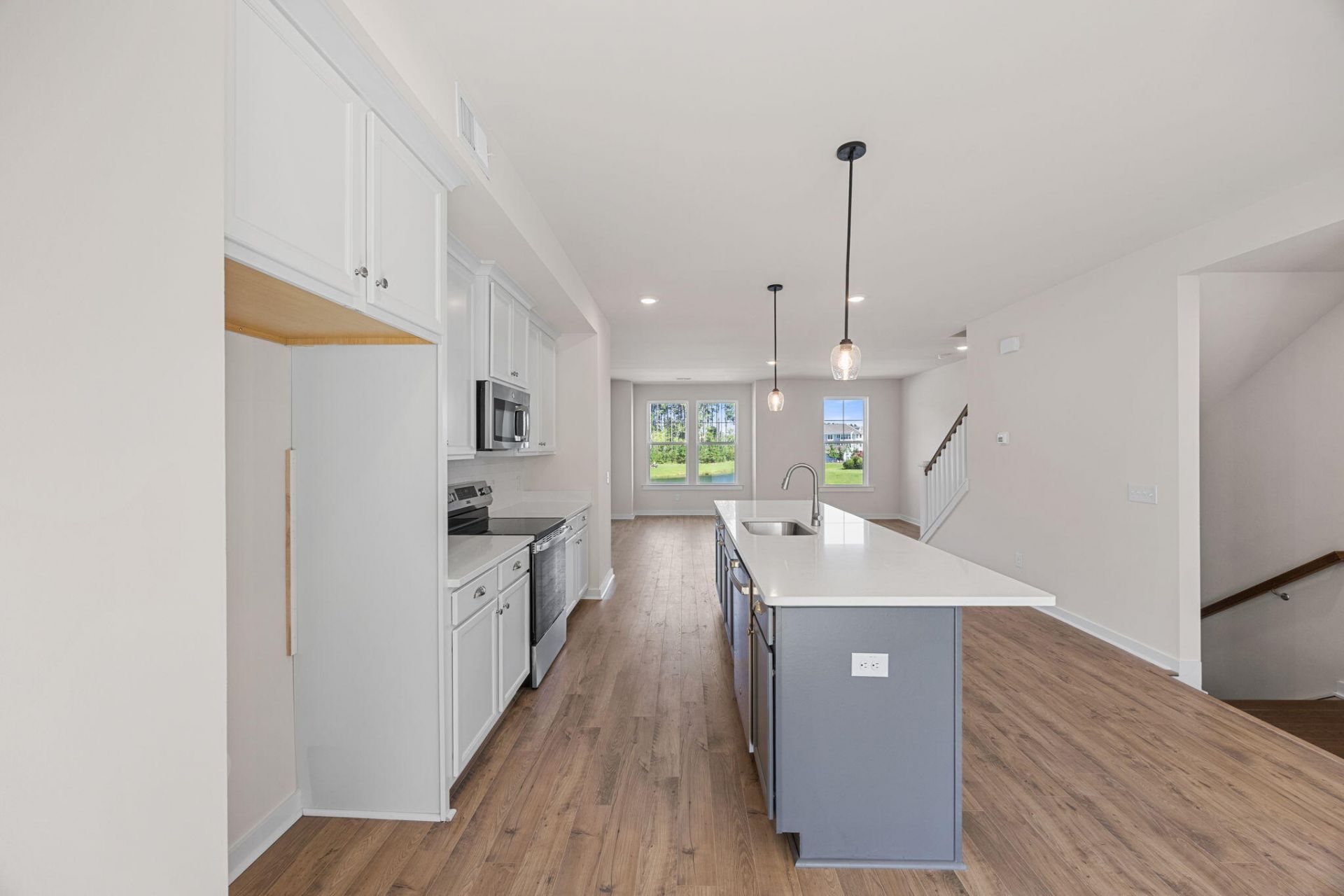 548 Scholar Way Photo 13