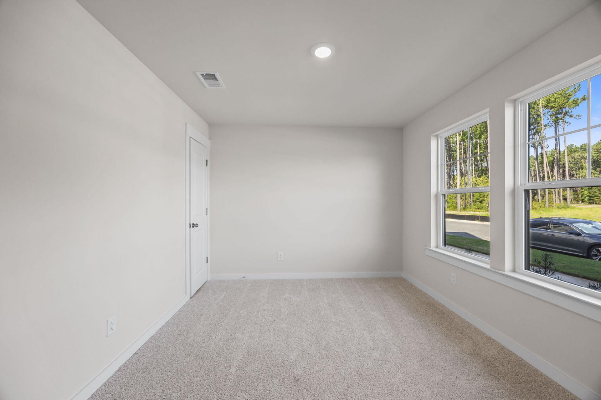 548 Scholar Way Photo 30