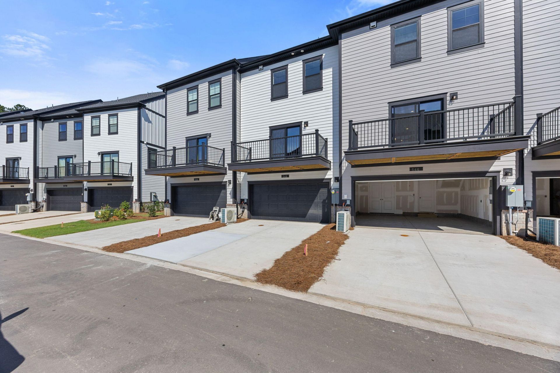 548 Scholar Way Photo 6