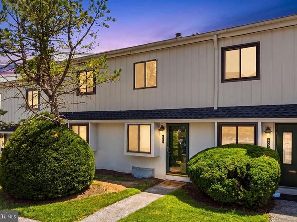 470 SUMMIT HOUSE, WEST CHESTER, PA 19382