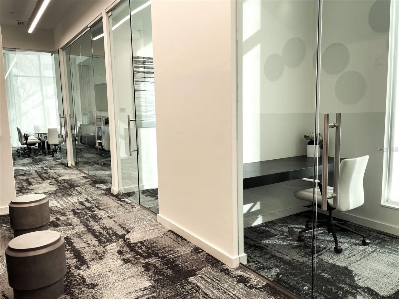 301 Quay Commons, Unit 904, Sarasota, FL 34236 Photo