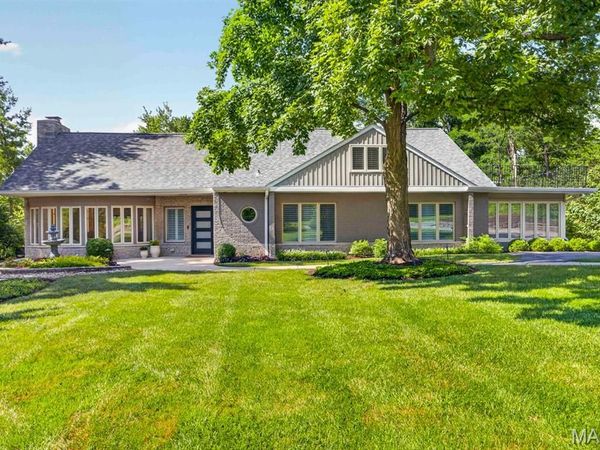 12237 Ladue Road , Creve Coeur, MO 63141
