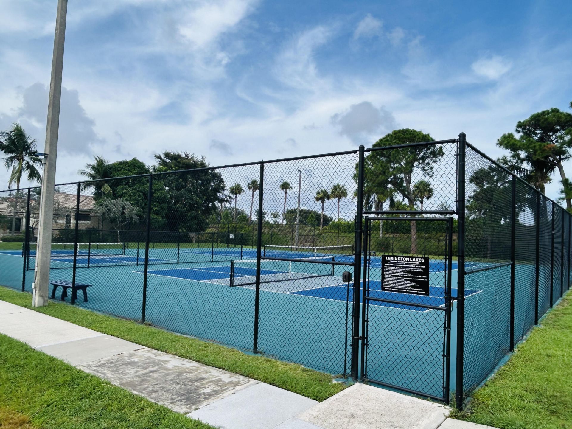 10430 Lexington Circle S, Boynton Beach, FL 33436 Photo