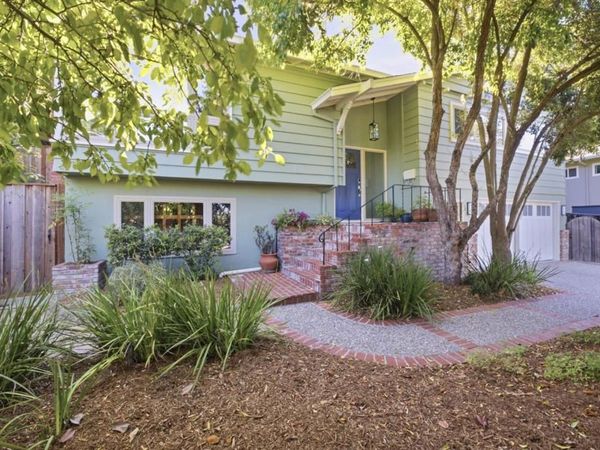 3642 Farm Hill Boulevard, Redwood City, CA 94061