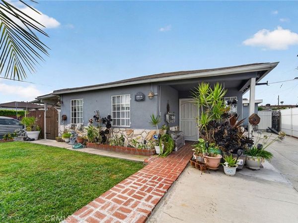 400 West Maple Street, Compton, CA 90220