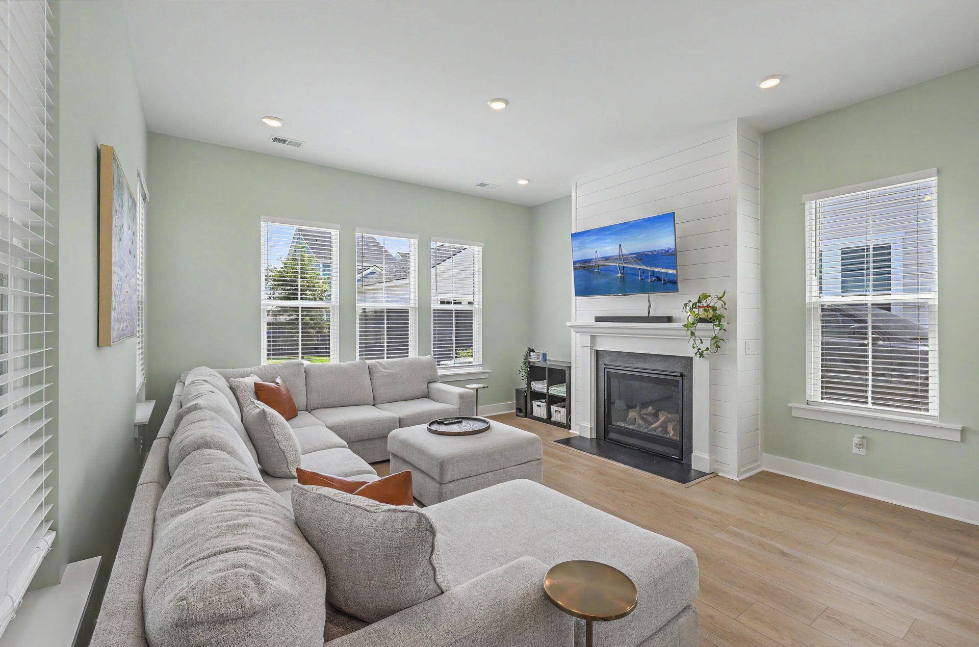 220 Orwel Street Photo 19