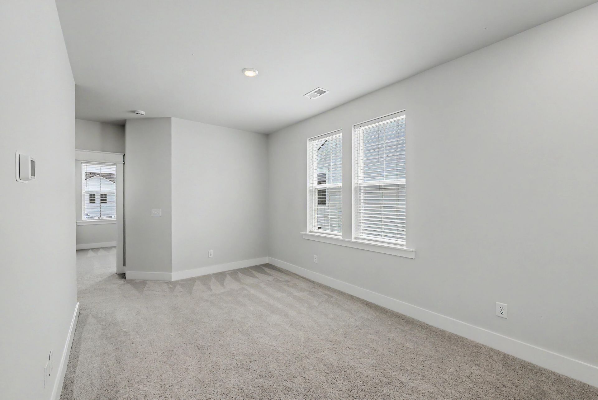 220 Orwel Street Photo 26