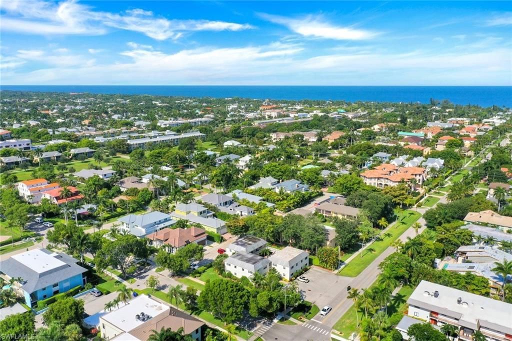 780 10th Ave S, Unit 2, Naples, FL 34102 Photo