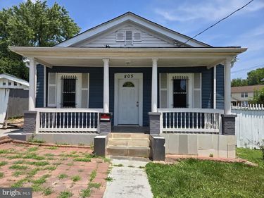 805 EASTERN AVENUE, FAIRMOUNT HEIGHTS, MD 20743