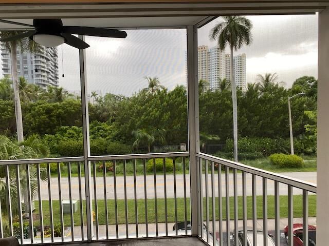 300 Diplomat Parkway, Unit 307, Hallandale Beach, FL 33009 Photo
