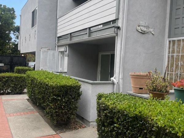 2663 E Harbor Boulevard, Ventura, CA 93001