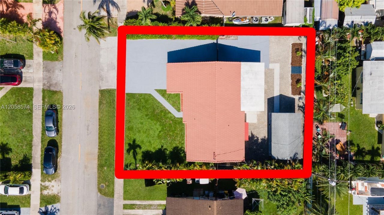 661 W 50th Pl , Hialeah, FL 33012 Photo