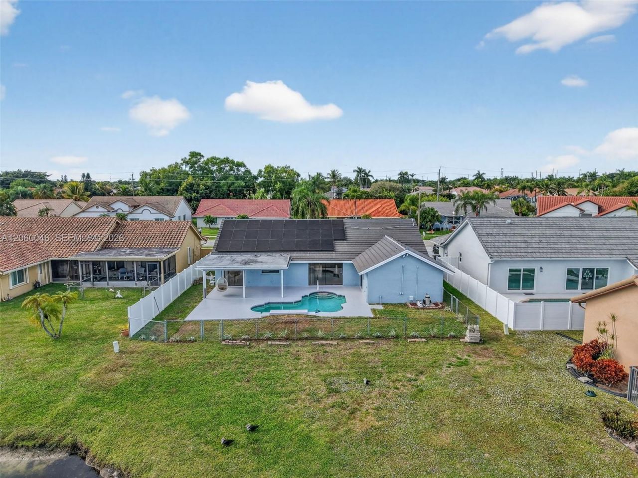 6043 Sunberry Circle , Boynton Beach, FL 33437 Photo