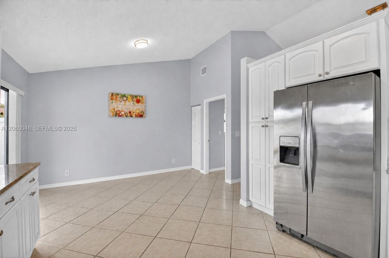 6043 Sunberry Circle , Boynton Beach, FL 33437 Photo