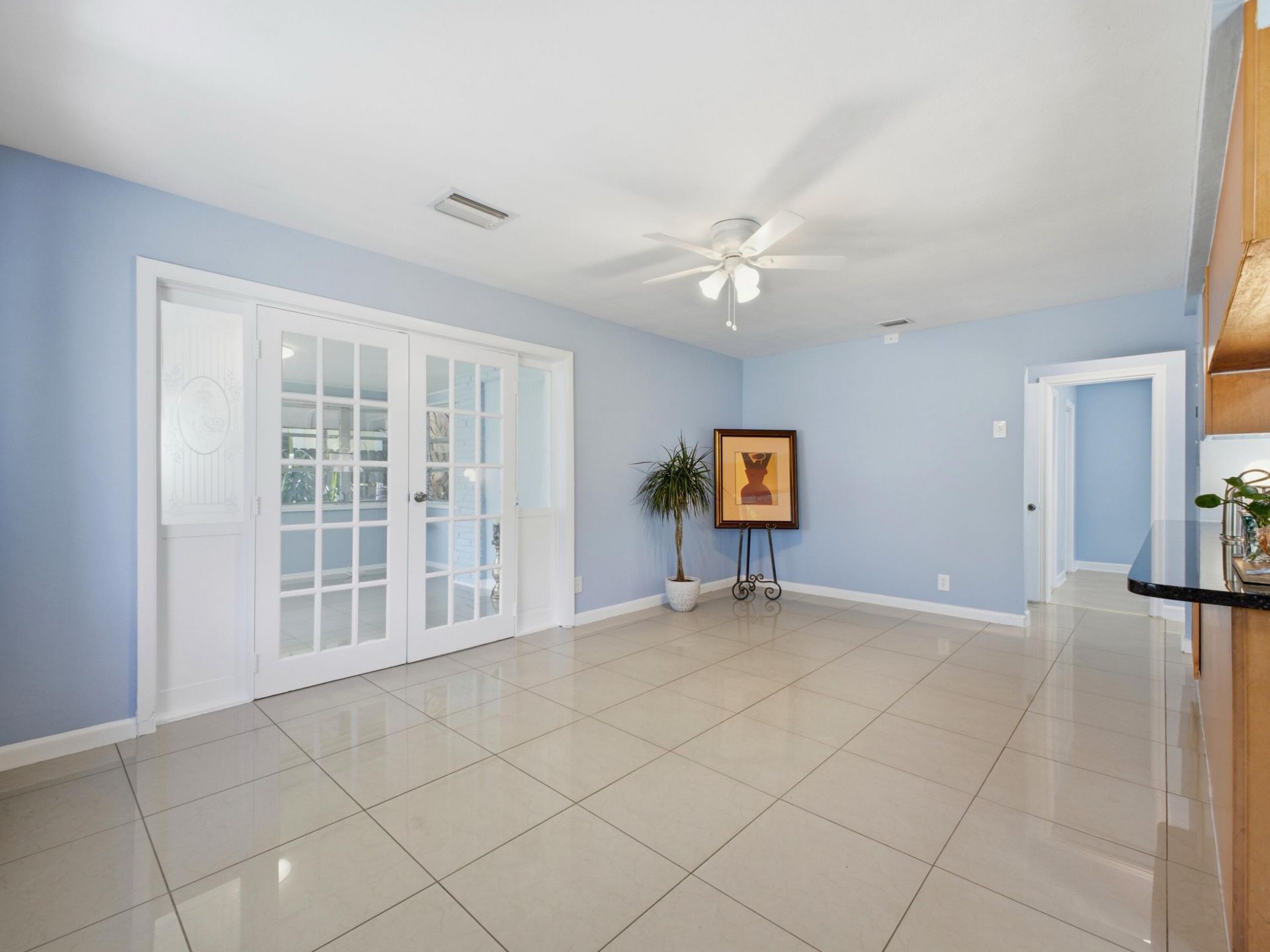 370 Orange Way, West Palm Beach, FL 33405 Photo
