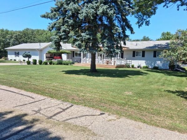 9156 Sue Drive, Pigeon, MI 48755