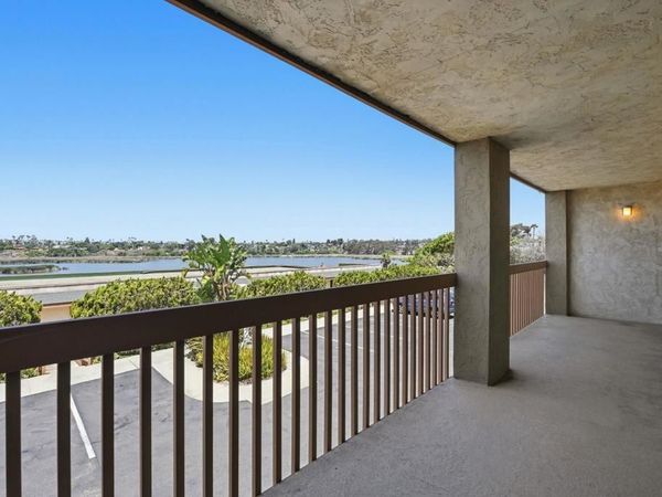 2475 Jefferson, Unit 103, Carlsbad, CA 92008