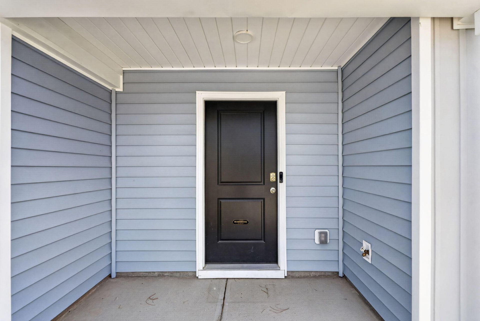272 Blue Haw Drive Photo 4