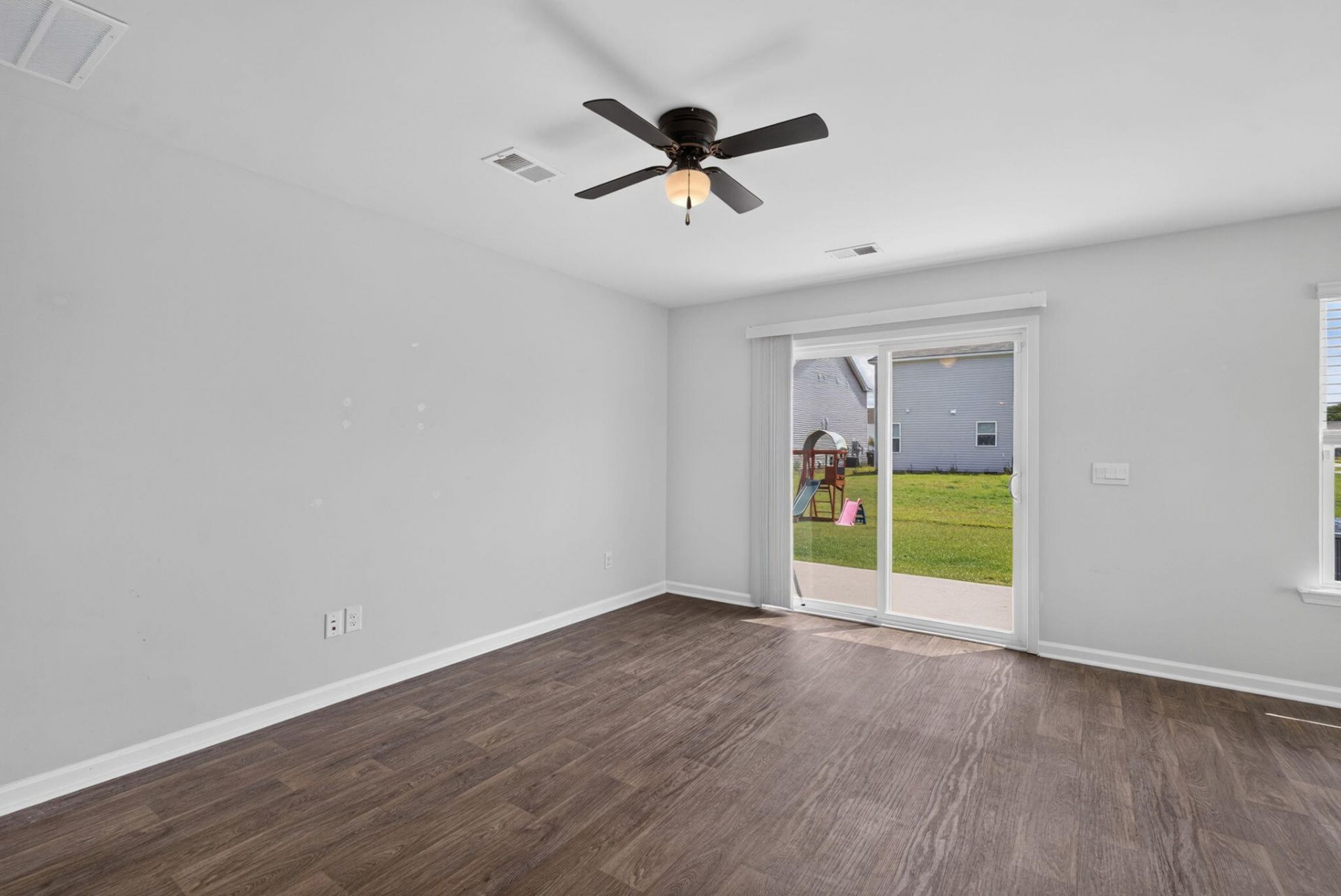 272 Blue Haw Drive Photo 6
