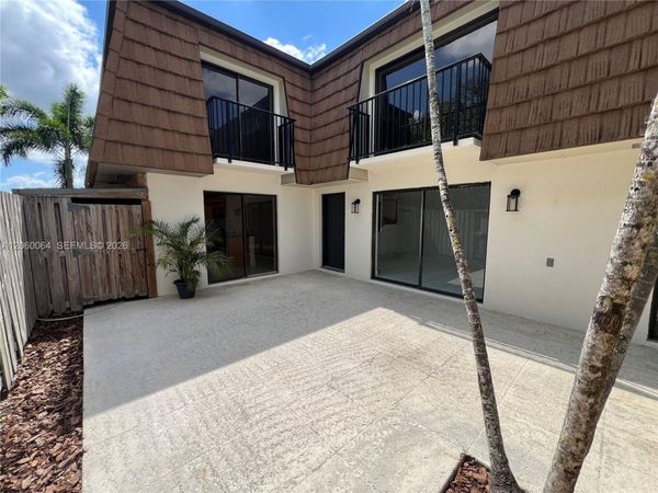9105 SW 19th Pl , Unit A, Davie, FL 33324