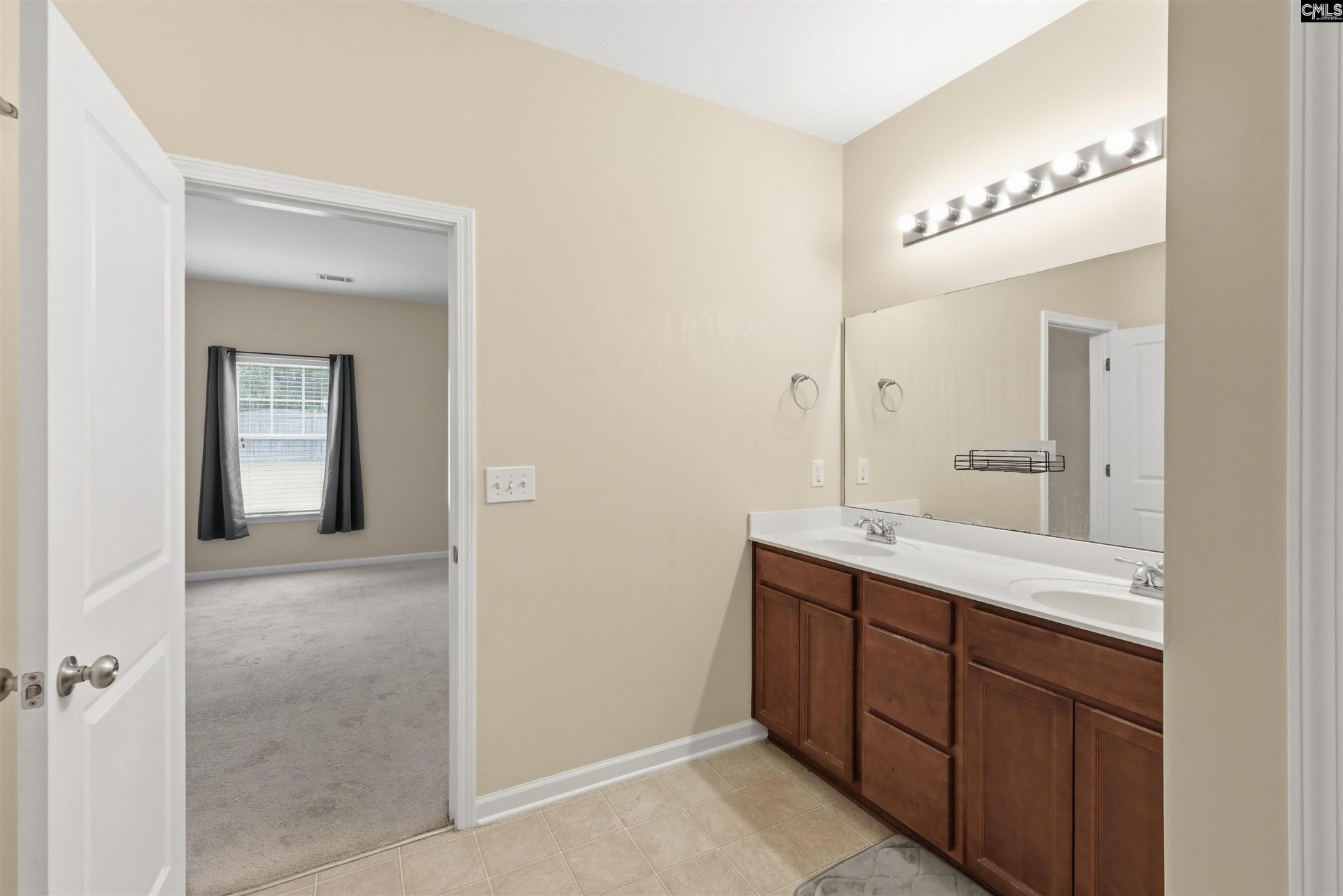 260 Kenmore Park Drive  Photo 18