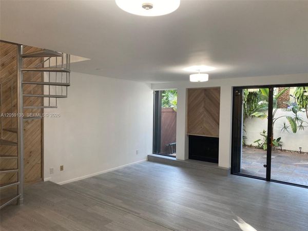 2180 Brickell Ave , Unit 7, Miami, FL 33129