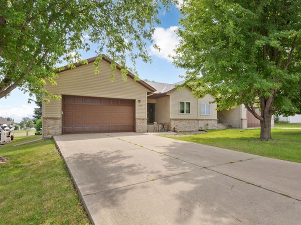 712 W Main Street, Arlington, MN 55307